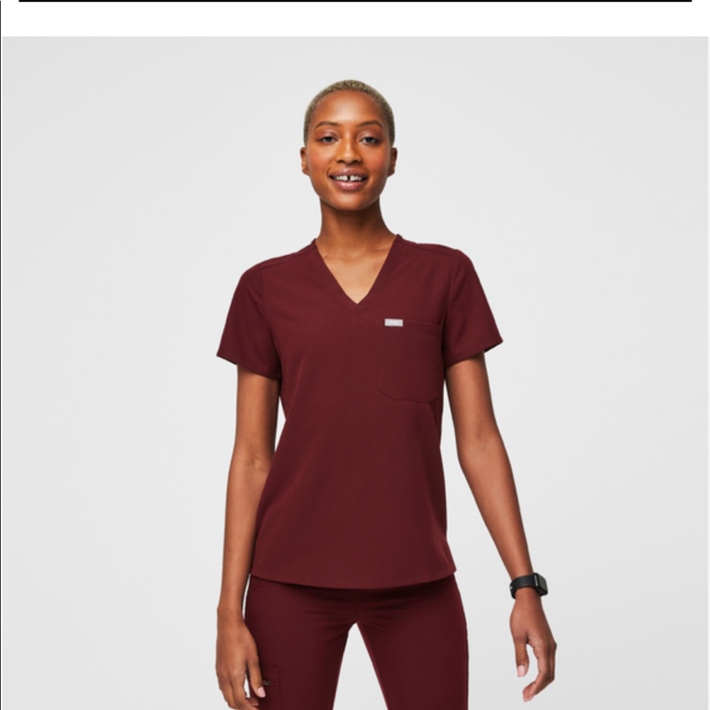 Figs Catarina One Pocket Scrub Top Size Medium